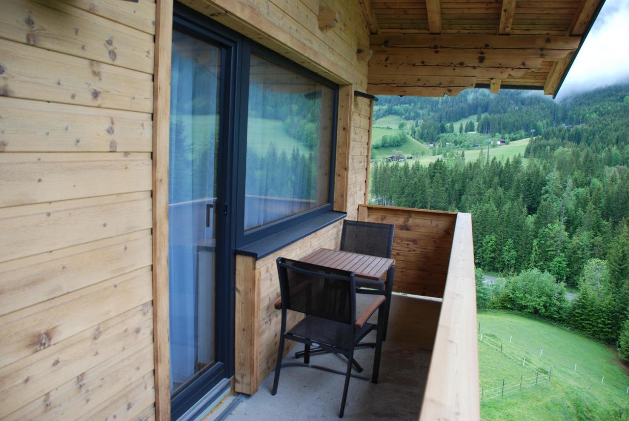 Alpenhaus Donnerkogel Apartment อันนาแบร์ อิม ลัมเมอร์ทาล ภายนอก รูปภาพ